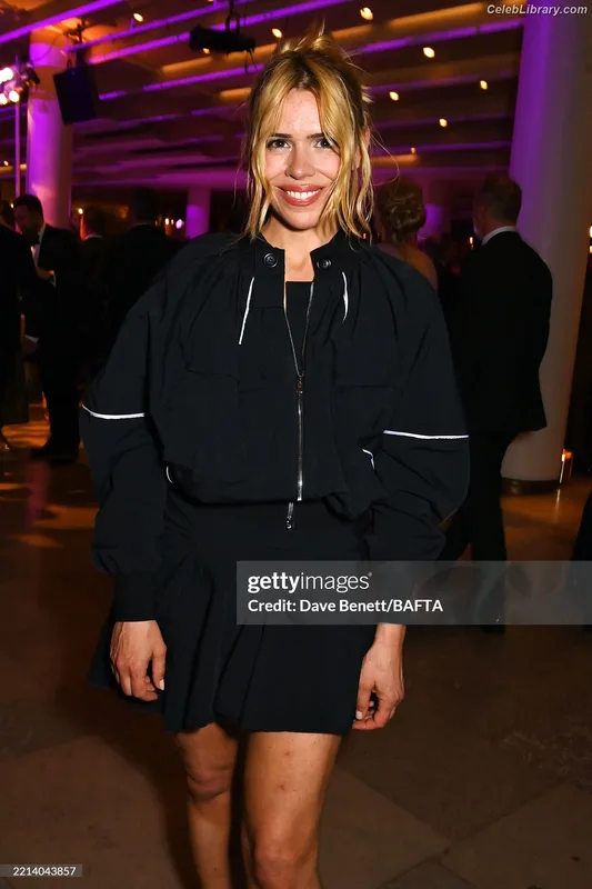 Billie Piper photo 21 of 621