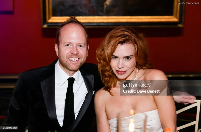 Billie Piper photo 16 of 621