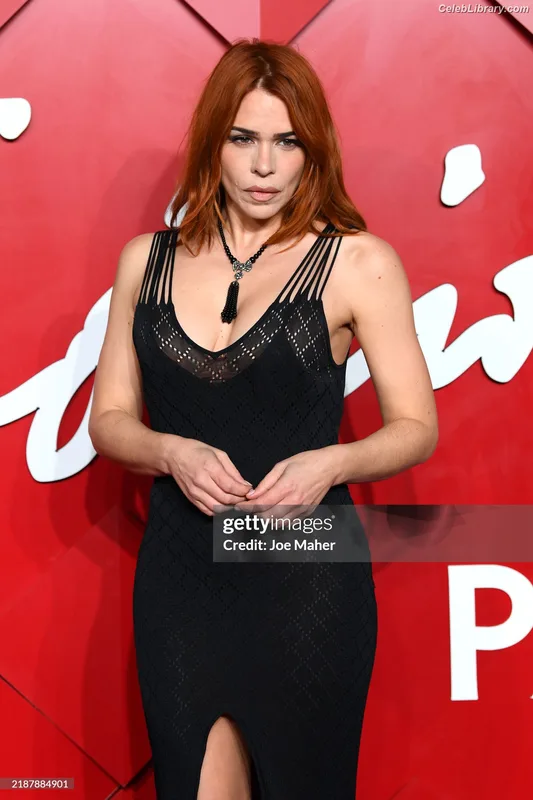 Billie Piper photo 4 of 621