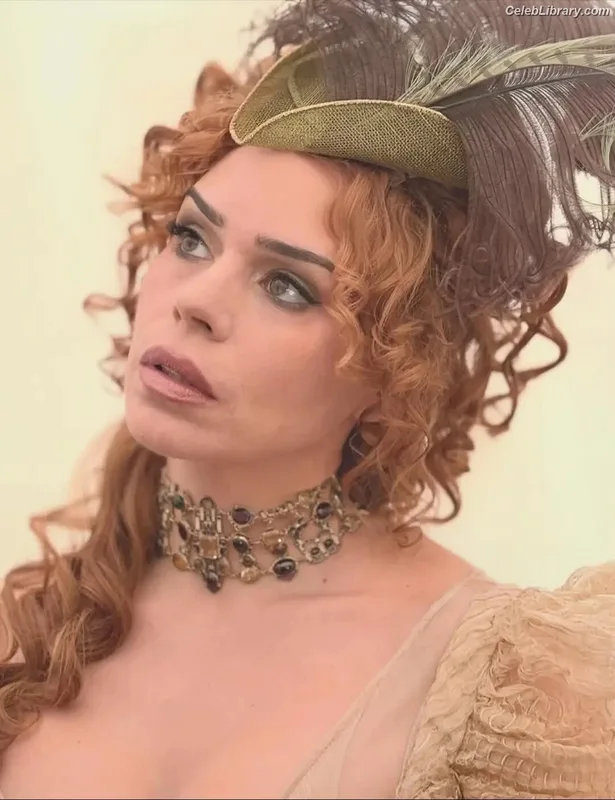 Billie Piper photo 21 of 621