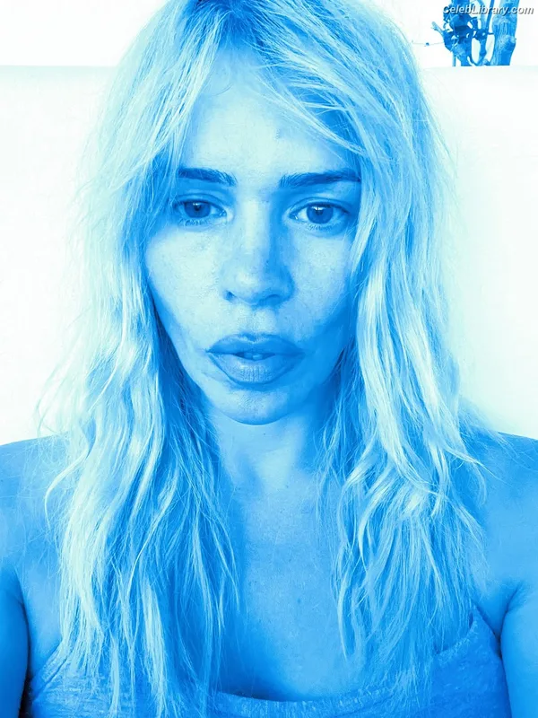 Billie Piper photo 8 of 621