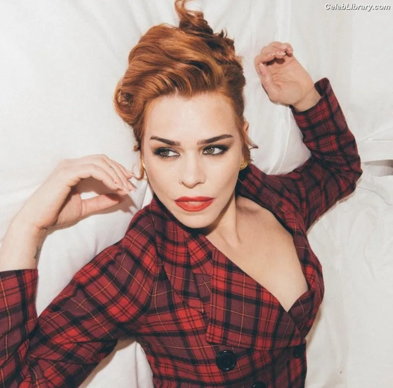 Billie Piper photo 11 of 621