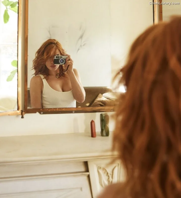Billie Piper photo 14 of 621