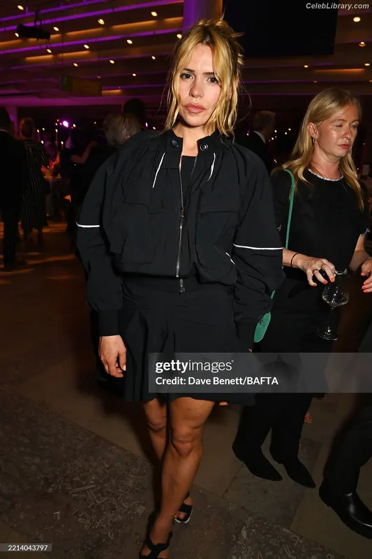 Billie Piper photo 2 of 621