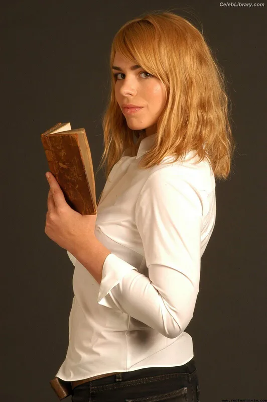Billie Piper photo 11 of 621