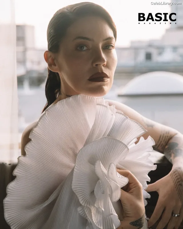 Bishop Briggs photo 14 of 53