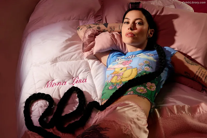 Bishop Briggs photo 12 of 53