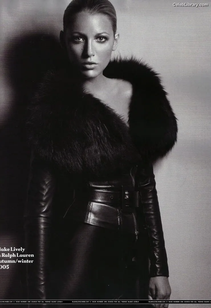 Blake Lively photo 2 of 960