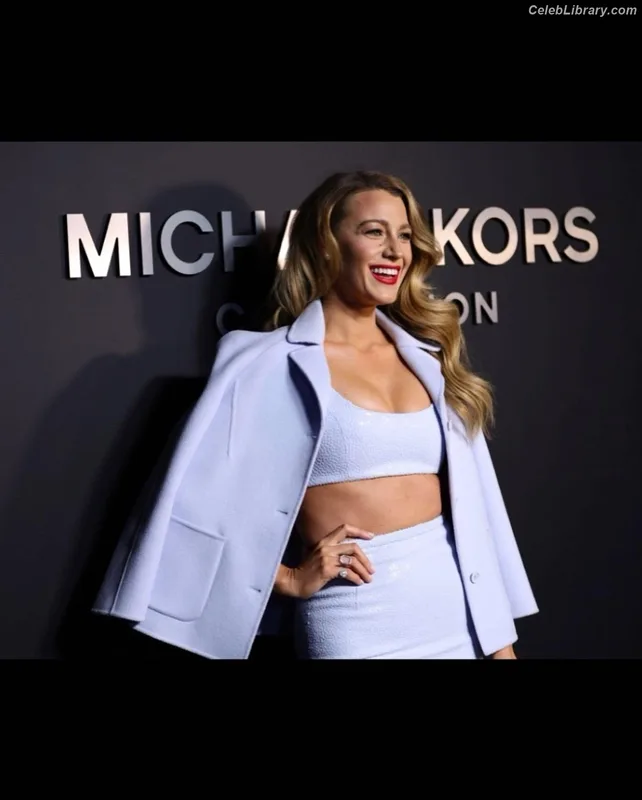 Blake Lively photo 23 of 964