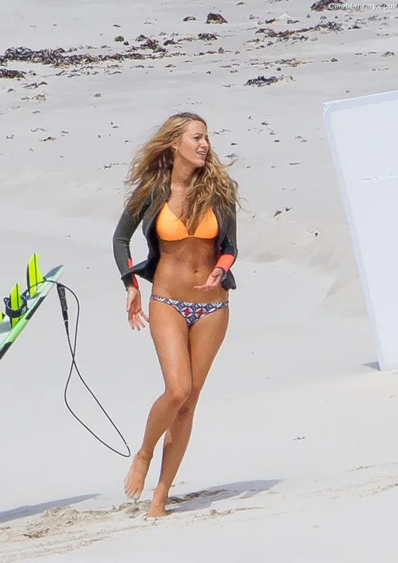 Blake Lively photo 23 of 964