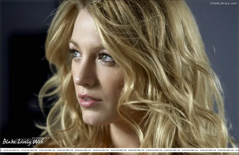 Blake Lively photo 23 of 964