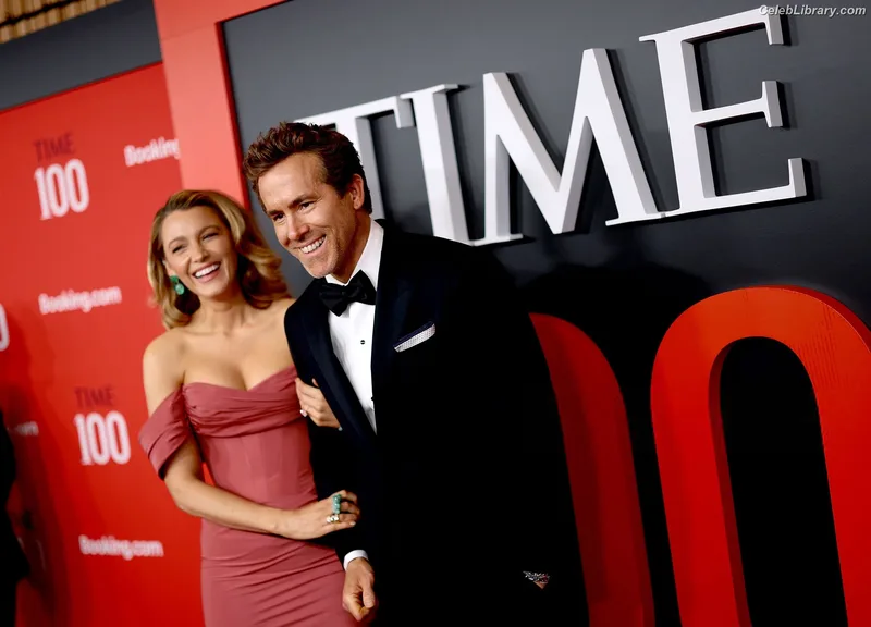 Blake Lively photo 20 of 964
