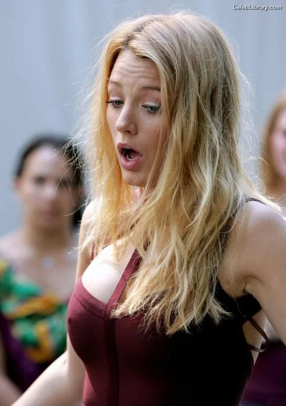 Blake Lively photo 20 of 964