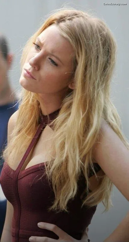 Blake Lively photo 22 of 964