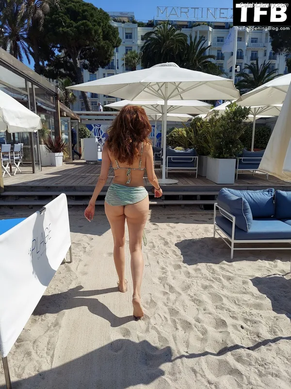 Blanca Blanco photo 18 of 300