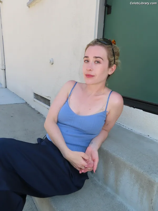 Blondshell photo 1 of 142