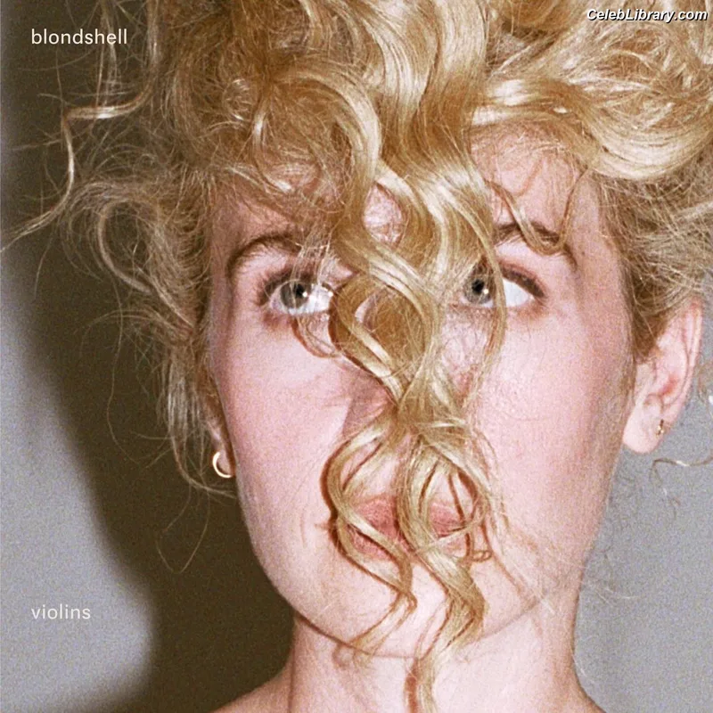 Blondshell photo 9 of 142