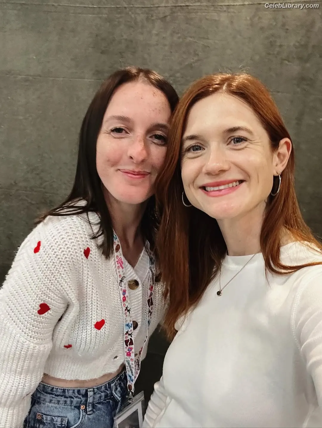 Bonnie Wright photo 15 of 422