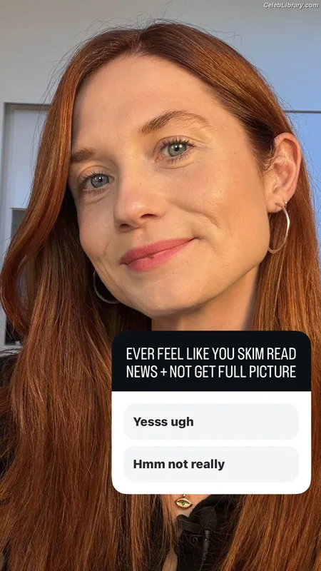 Bonnie Wright photo 5 of 423