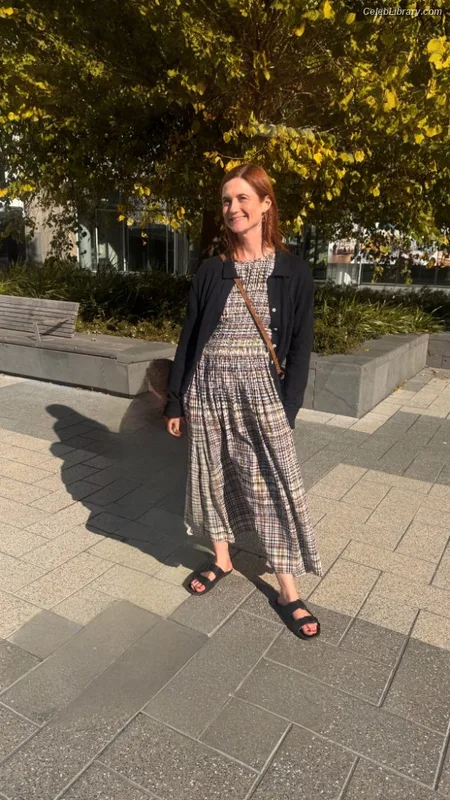 Bonnie Wright photo 20 of 423
