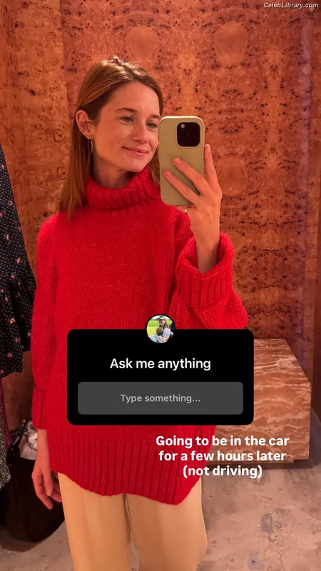 Bonnie Wright photo 18 of 423