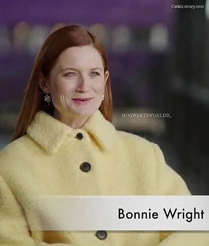 Bonnie Wright photo 22 of 423