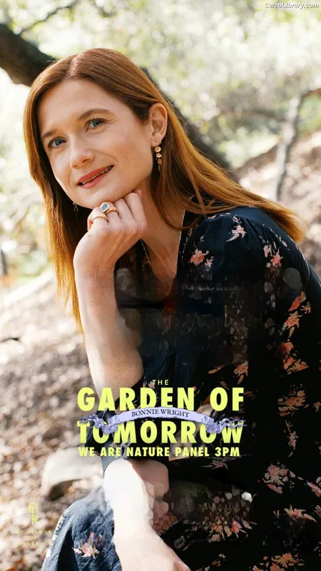Bonnie Wright photo 21 of 423