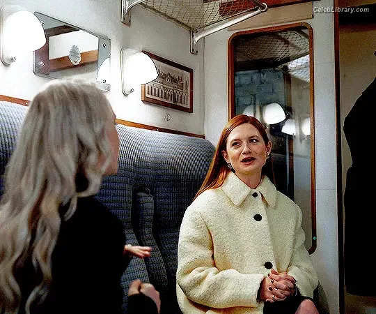 Bonnie Wright photo 20 of 423