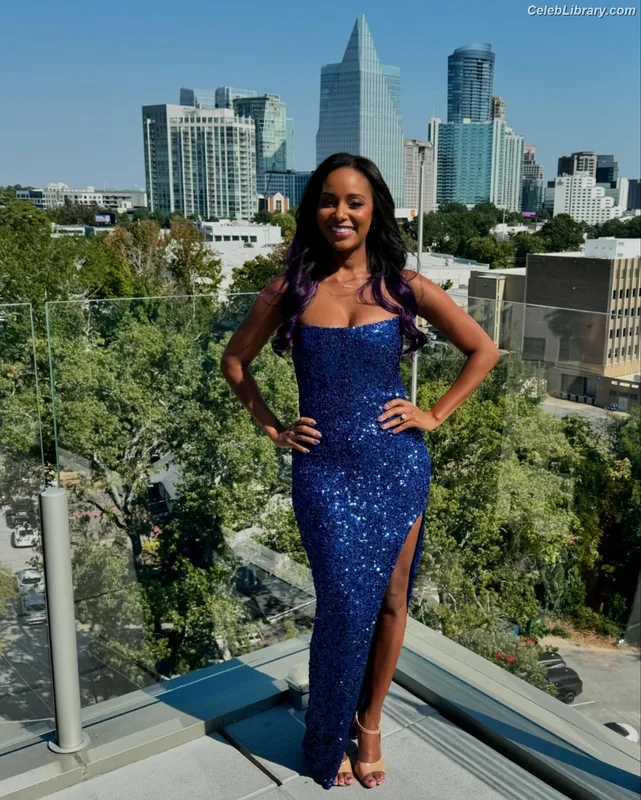 Brandi Rhodes photo 14 of 517