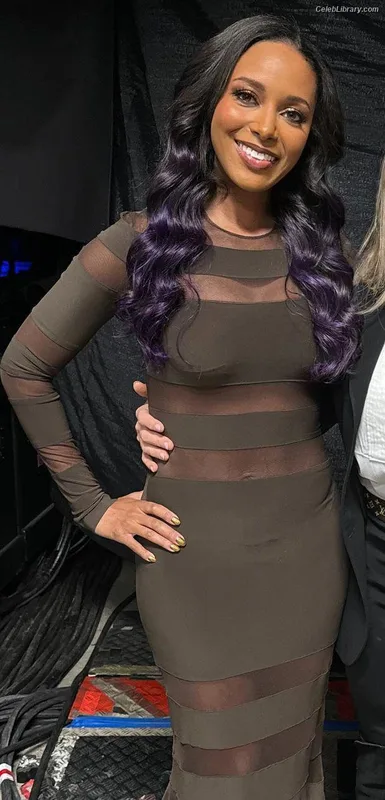Brandi Rhodes photo 10 of 517