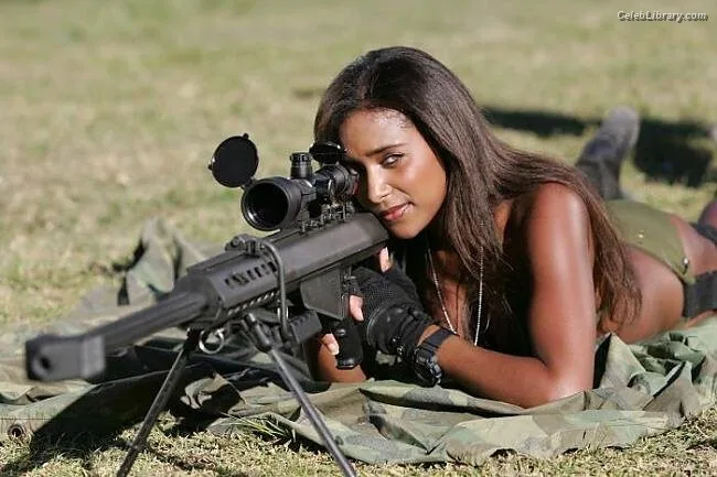 Brandi Rhodes photo 7 of 517