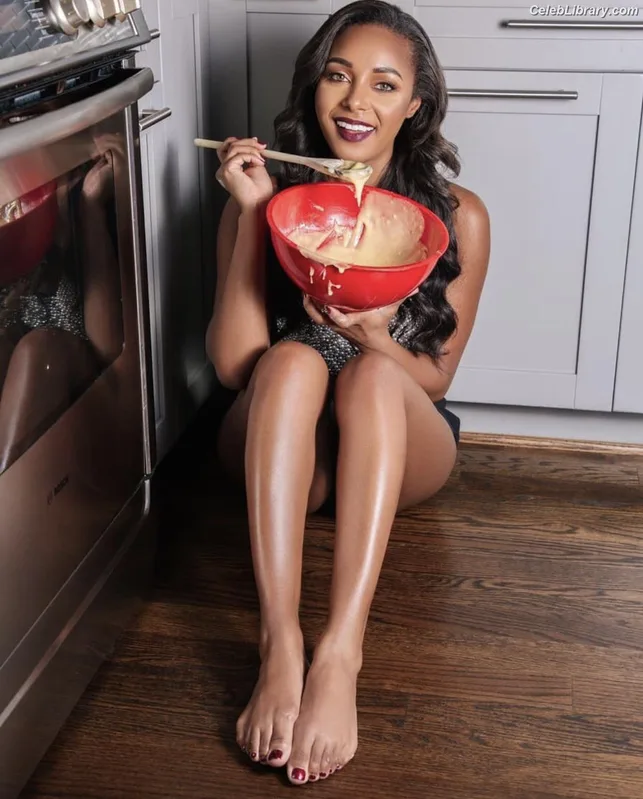 Brandi Rhodes photo 5 of 517