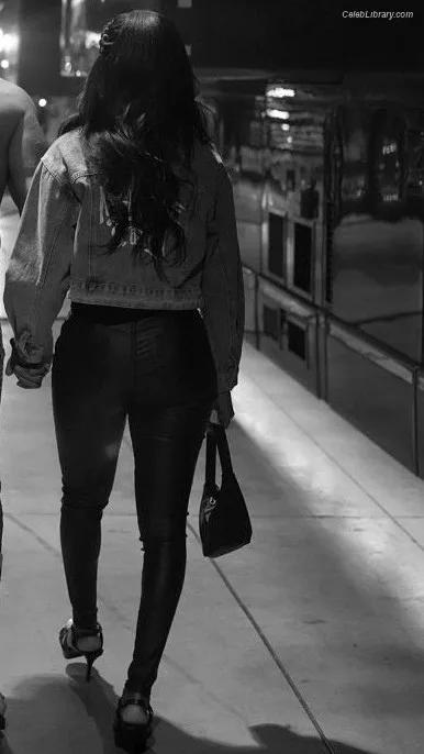 Brandi Rhodes photo 22 of 517