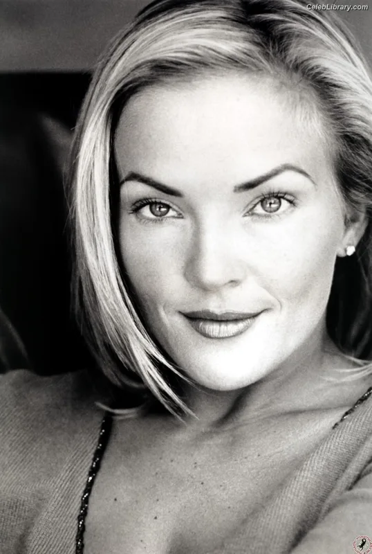 Brandy Ledford photo 2 of 71