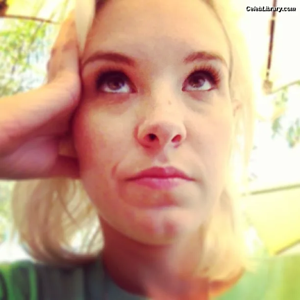 Brea Grant photo 17 of 103