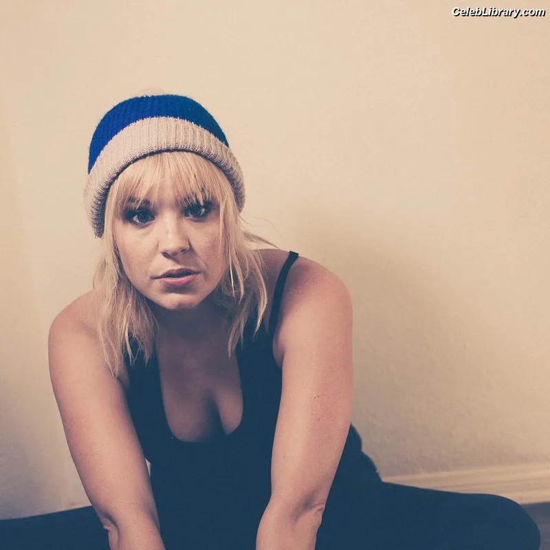 Brea Grant photo 1 of 103