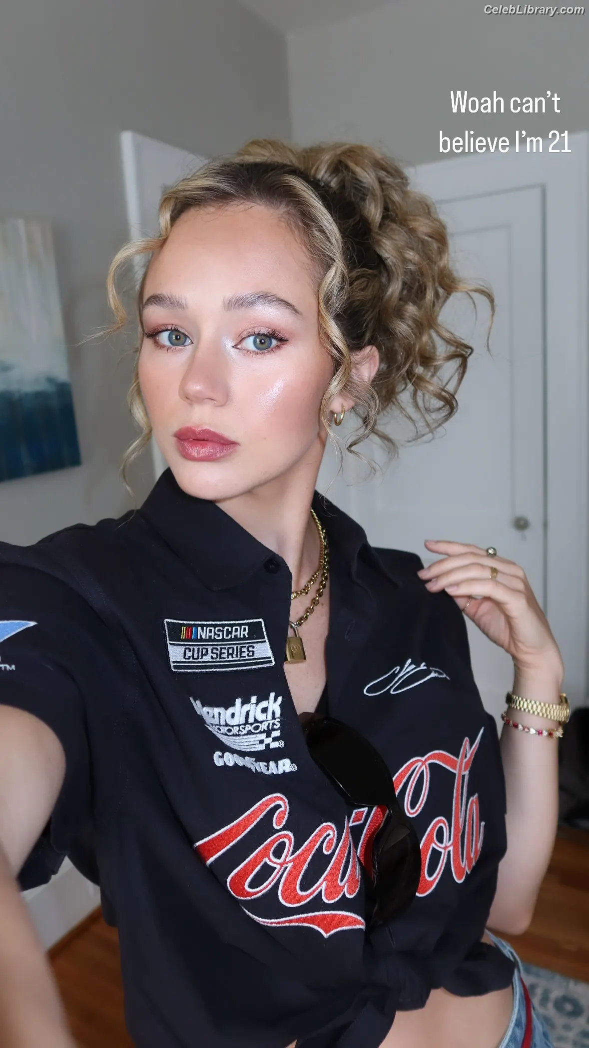 Brec Bassinger photo 20 of 366