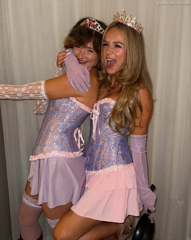 Brec Bassinger photo 22 of 367