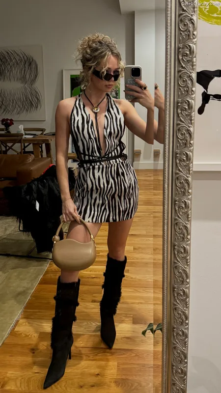 Brec Bassinger photo 10 of 367