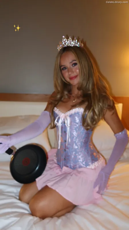 Brec Bassinger photo 3 of 367