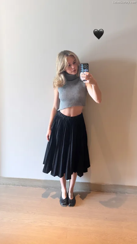Brec Bassinger photo 11 of 367
