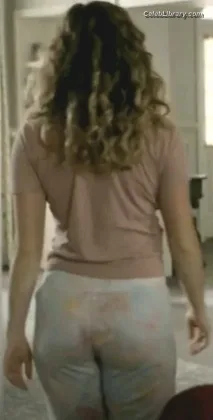 Brec Bassinger photo 20 of 367