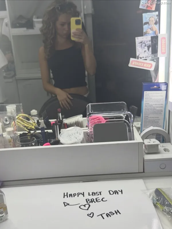 Brec Bassinger photo 4 of 367