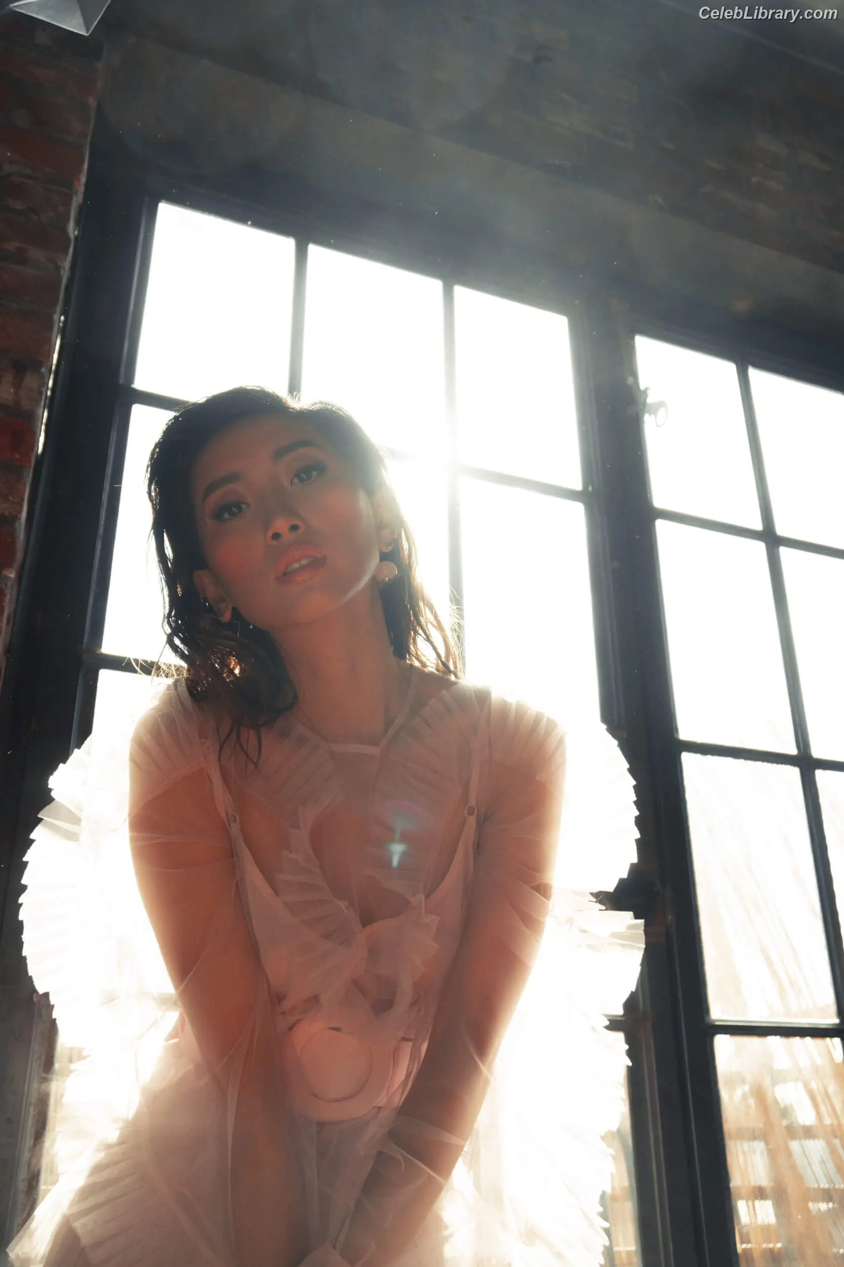 Brenda Song photo 20 of 221