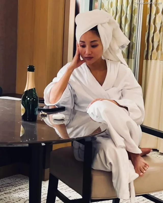 Brenda Song photo 21 of 223