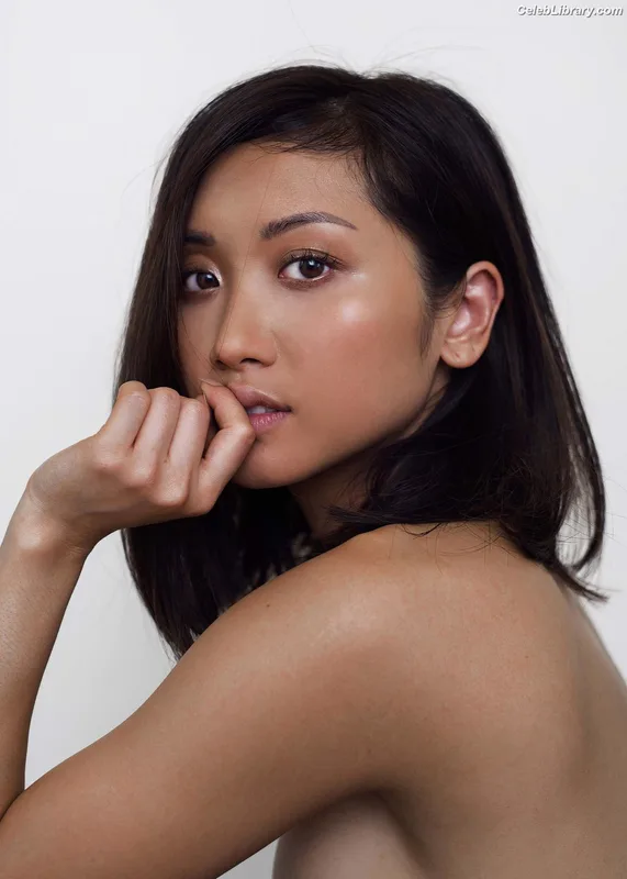 Brenda Song photo 5 of 223