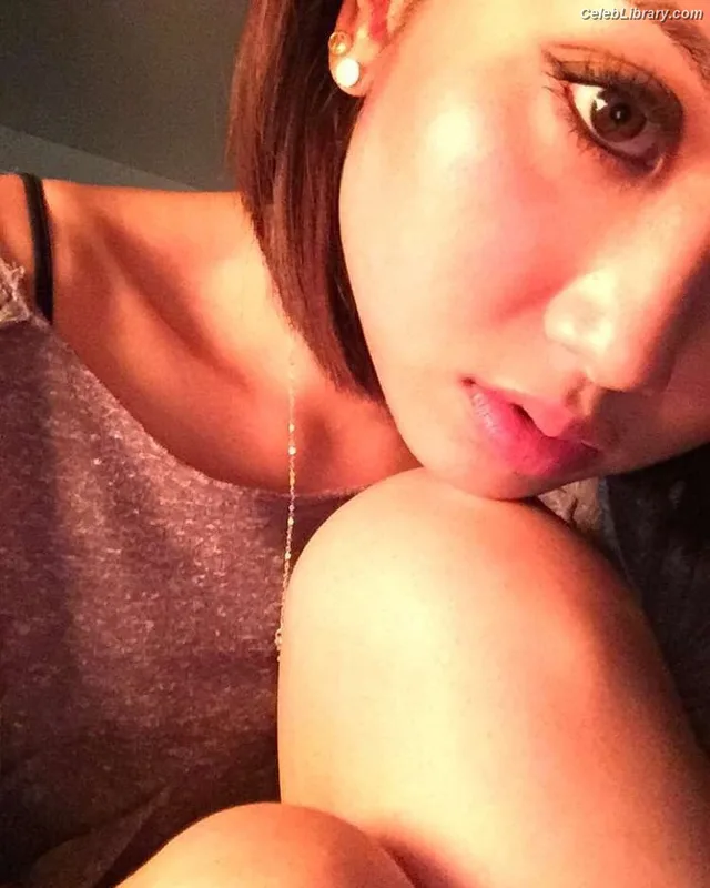 Brenda Song photo 23 of 223