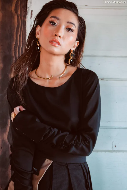 Brenda Song photo 3 of 223