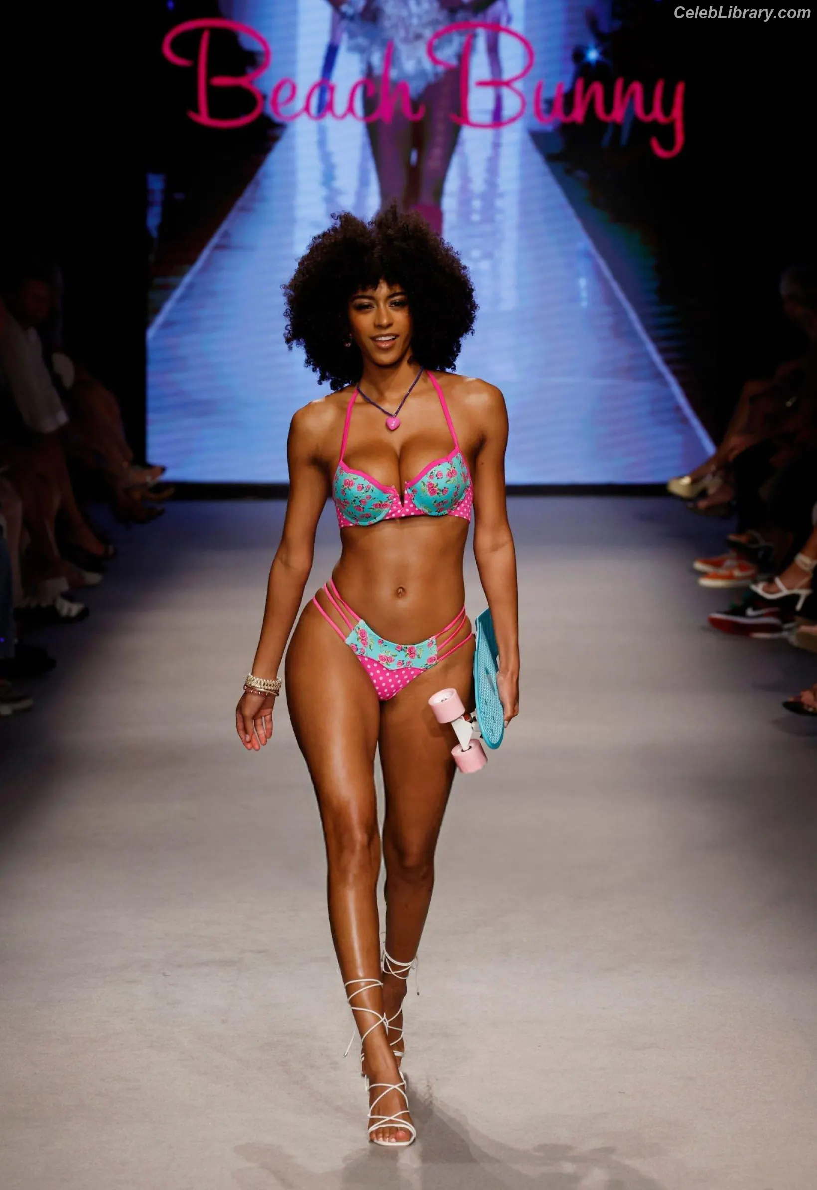 Briana Smith photo 13 of 748