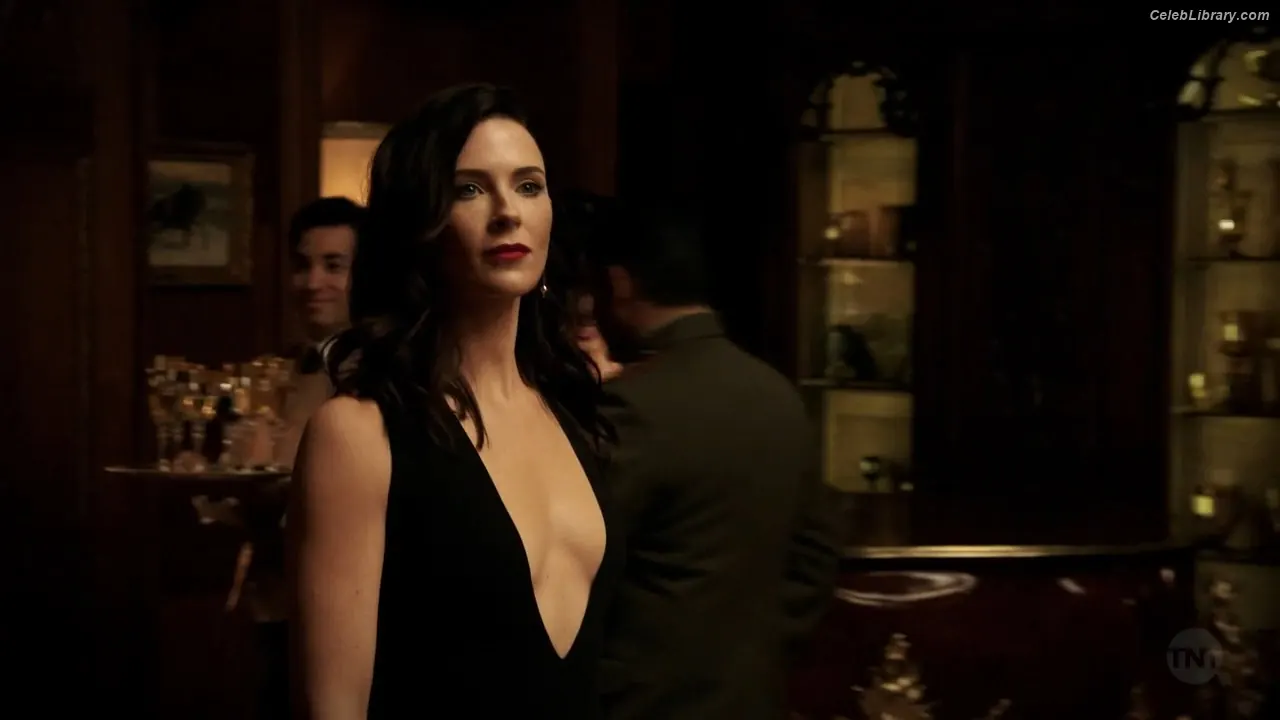Bridget Regan photo 8 of 205